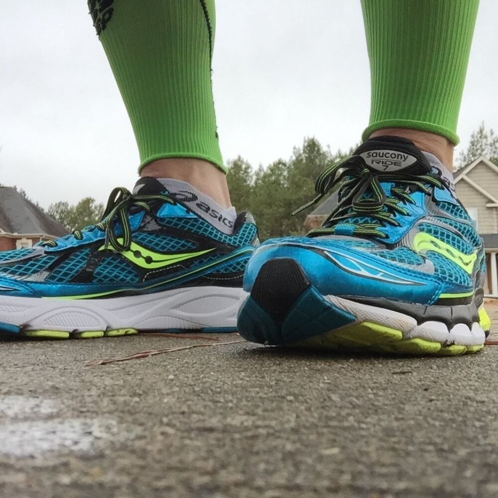 Saucony Womens Ride 7 Running Shoes Sze 9 Neon Teal/Yellow Lace-Up Mesh Athletic